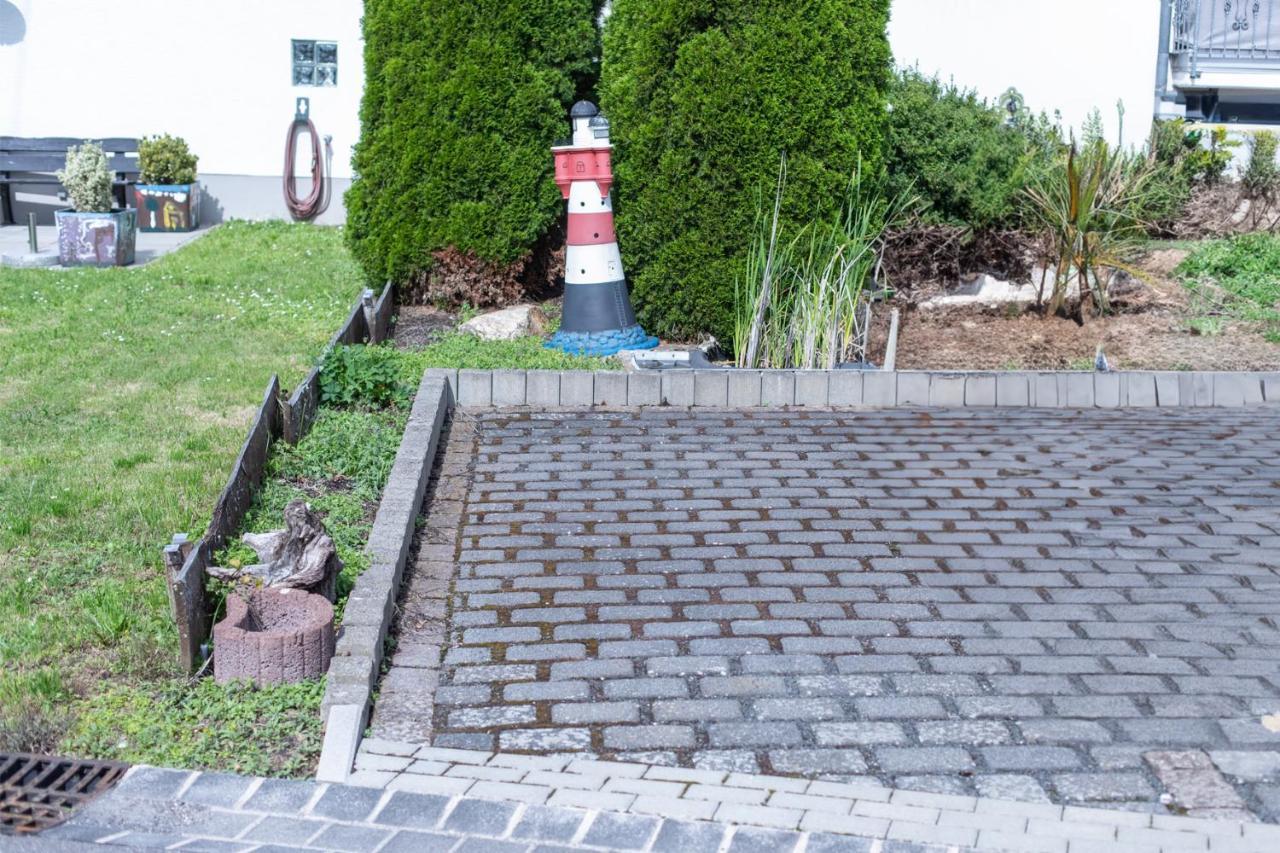 Ferienwohnung Cozy I Hochwertig Eingerichtet Netflix Parkplatz Nespresso Longkamp Exterior foto